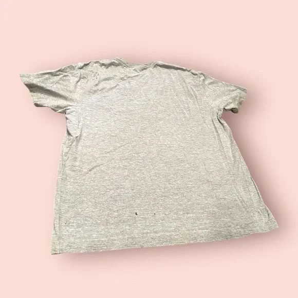 Old Navy Heather Gray Tee with Red Accent - Picture 7 of 8